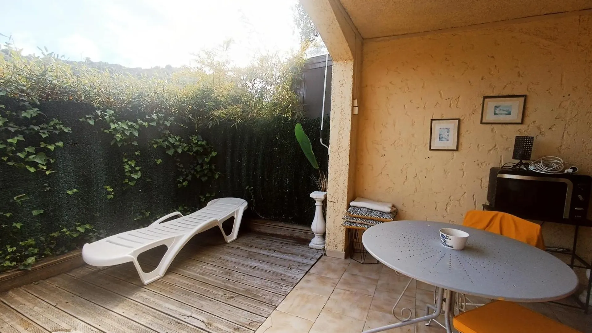 Studio French Riviera Villeneuve-Loubet Apartment